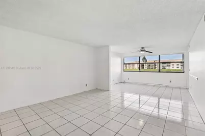 2981 N Nob Hill Rd #108, Sunrise, FL 33322 - Photo 9