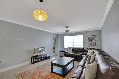 4314 NW 9th Ave #3-3D, Deerfield Beach, FL 33064 - Photo 9