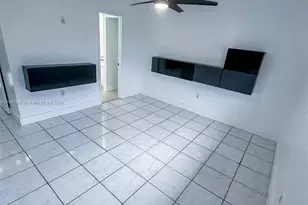 2301 W 60th St, Hialeah, FL 33016 - Photo 27