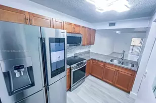 2301 W 60th St, Hialeah, FL 33016 - Photo 13