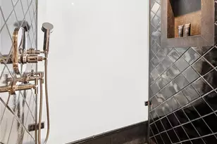 101 20th St, Miami Beach, FL 33139 - Photo 25