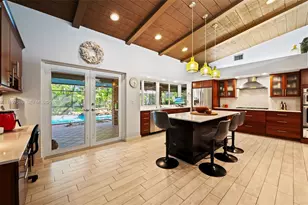 15625 SW 73rd Ct, Palmetto Bay, FL 33157 - Photo 13