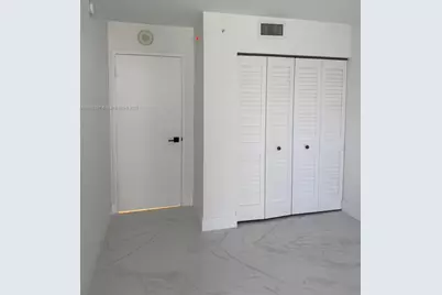 800 N Miami Ave #E-901, Miami, FL 33136 - Photo 5