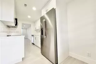 3361 NW 47th Terrace, Lauderdale Lakes, FL 33319 - Photo 9