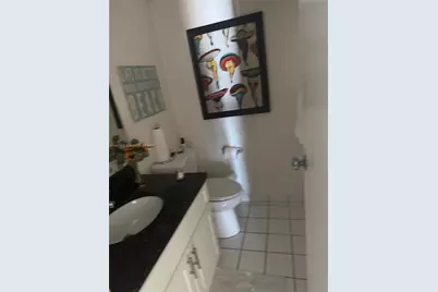 2625 Collins Ave #1702, Miami Beach, FL 33140 - Photo 3