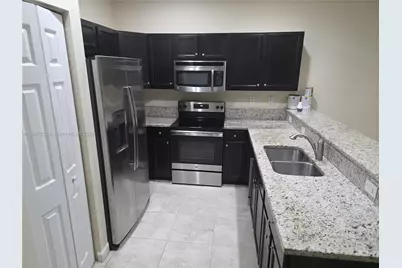 528 SE 32nd Ave #528, Homestead, FL 33033 - Photo 7