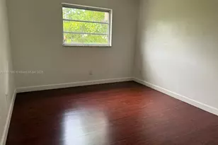 3860 NE 170th St, North Miami Beach, FL 33160 - Photo 11