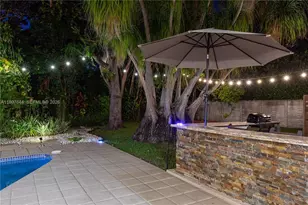 8111 SW 183rd St, Palmetto Bay, FL 33157 - Photo 73