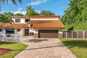 8111 SW 183rd St, Palmetto Bay, FL 33157 - Photo 81