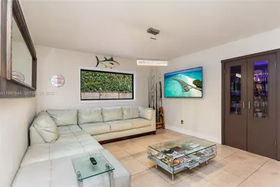 8111 SW 183rd St, Palmetto Bay, FL 33157 - Photo 41