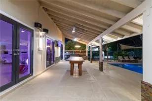 8111 SW 183rd St, Palmetto Bay, FL 33157 - Photo 25