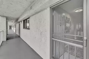 2221 Cypress Island Dr, Pompano Beach, FL 33069 - Photo 5