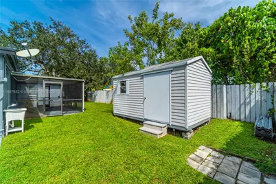 3338 Taft St, Hollywood, FL 33021 - Photo 13