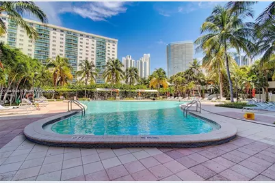 19380 Collins Ave #418, Sunny Isles Beach, FL 33160 - Photo 9