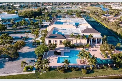 7486 Granville Dr #410, Tamarac, FL 33321 - Photo 9