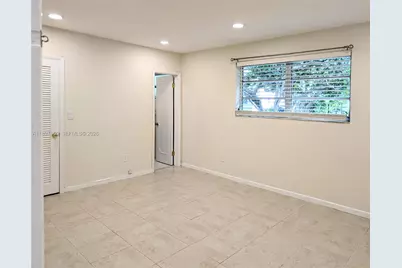 856 Benevento Ave #1, Coral Gables, FL 33146 - Photo 9