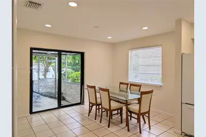 856 Benevento Ave #1, Coral Gables, FL 33146 - Photo 5