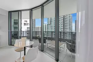 1000 Brickell Plaza, Miami, FL 33131 - Photo 17