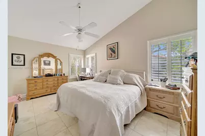 1653 SW 158th Ter, Pembroke Pines, FL 33027 - Photo 23