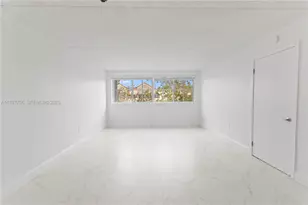 6065 NW 186th St, Hialeah, FL 33015 - Photo 35