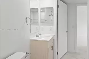 6065 NW 186th St, Hialeah, FL 33015 - Photo 49