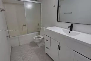 13499 Biscayne Blvd, North Miami, FL 33181 - Photo 11