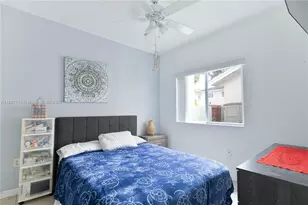 249 SE 32nd Ave, Homestead, FL 33033 - Photo 3