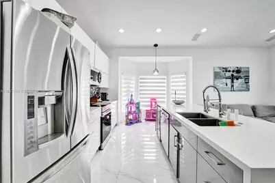 4955 SW 33rd Ave, Hollywood, FL 33312 - Photo 13