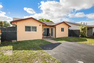 4216 SW 138th Ct, Miami, FL 33175 - Photo 21