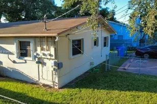 7534-7536 NW 4th Ave, Miami, FL 33150 - Photo 11