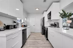 1510 Normandy Dr, Miami Beach, FL 33141 - Photo 13