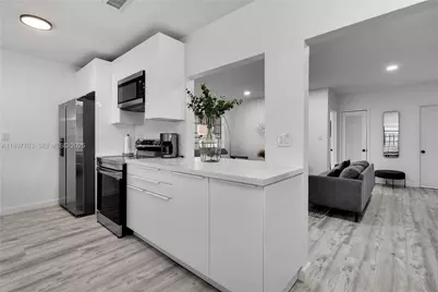 1510 Normandy Dr, Miami Beach, FL 33141 - Photo 9