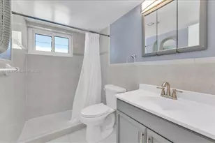 67 Coral Dr, Key Largo, FL 33037 - Photo 21