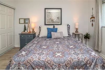 581 Blue Heron Dr #112-B, Hallandale Beach, FL 33009 - Photo 29