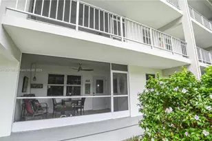 581 Blue Heron Dr, Hallandale Beach, FL 33009 - Photo 45