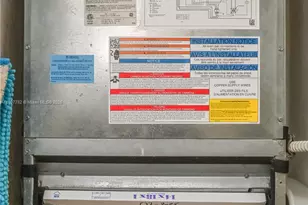 581 Blue Heron Dr, Hallandale Beach, FL 33009 - Photo 43