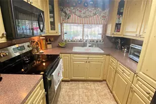 19764 NW 54th Ave, Miami Gardens, FL 33055 - Photo 7