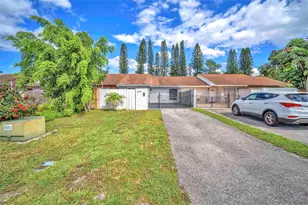 5515 Biscayne Dr, Greenacres, FL 33463 - Photo 3