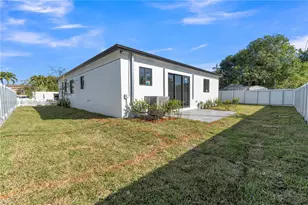 340 NW 139th St, North Miami, FL 33168 - Photo 43