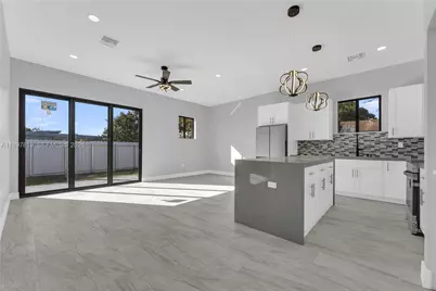 340 NW 139th St, North Miami, FL 33168 - Photo 5