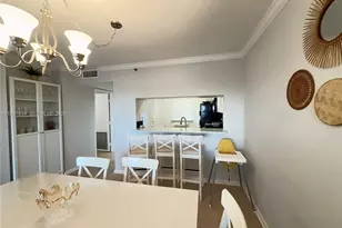 2206 S Cypress Bend Dr, Pompano Beach, FL 33069 - Photo 15