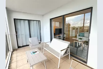 2206 S Cypress Bend Dr #508, Pompano Beach, FL 33069 - Photo 7