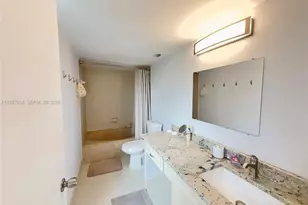 2206 S Cypress Bend Dr, Pompano Beach, FL 33069 - Photo 21
