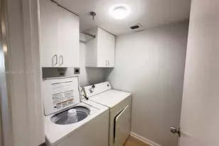 2206 S Cypress Bend Dr, Pompano Beach, FL 33069 - Photo 5