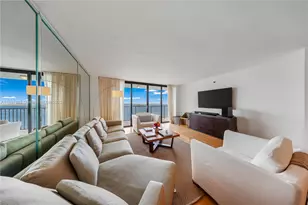 801 N Venetian Dr, Miami, FL 33139 - Photo 11