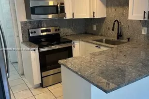 10661 SW 108th Ave, Miami, FL 33176 - Photo 23