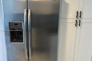 10661 SW 108th Ave, Miami, FL 33176 - Photo 27