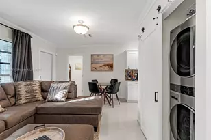 1075 NE 12th Ave, Homestead, FL 33030 - Photo 7