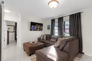 1075 NE 12th Ave, Homestead, FL 33030 - Photo 5