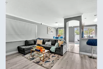 9125 NW 40th St, Sunrise, FL 33351 - Photo 7